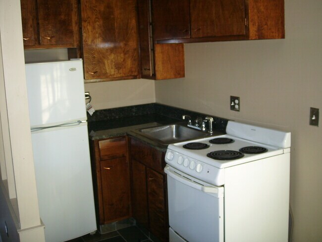 Primary Photo - 1269 N Marion St