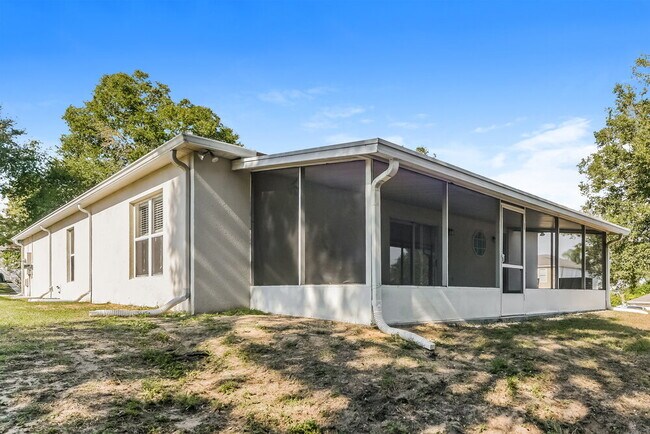 Building Photo - 2925 White Magnolia Loop
