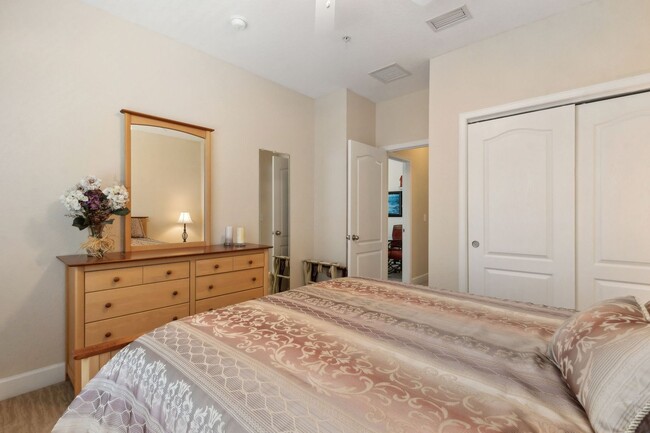 Building Photo - Fully Renovated 3BR/2.5BA Condo with Garag...