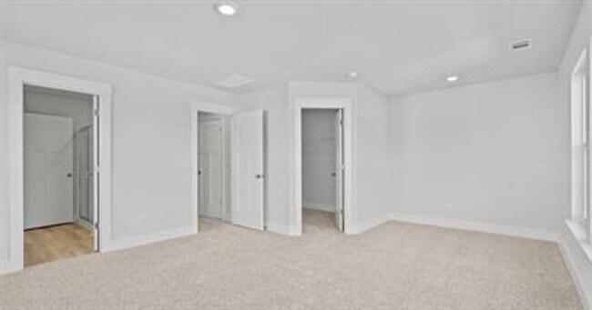Building Photo - 100 Marston Ln