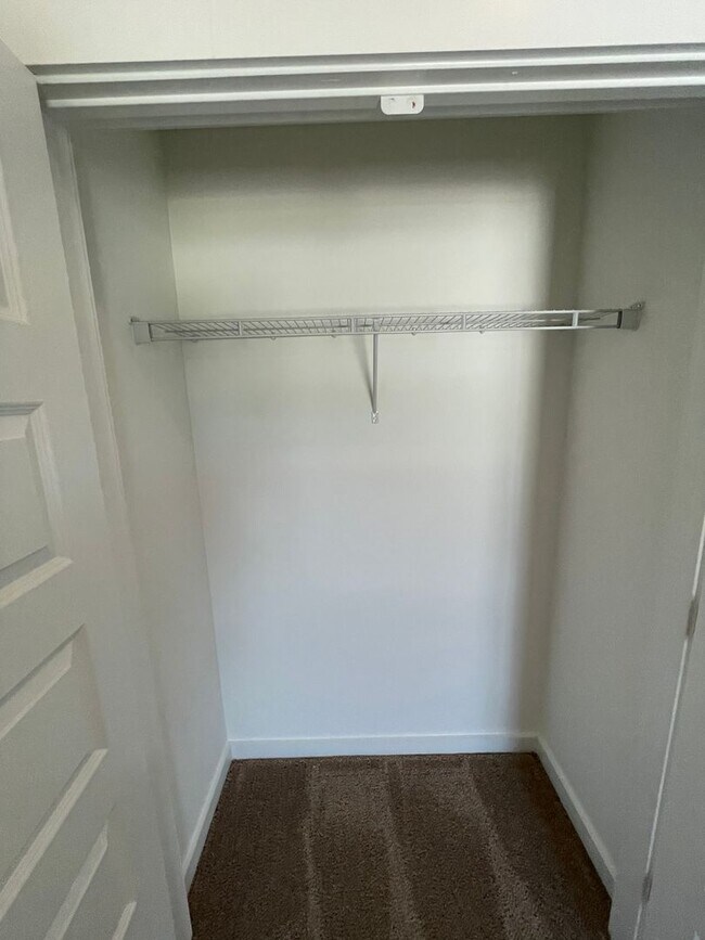 Building Photo - Home for Rent in Cullman, AL!! Available t...