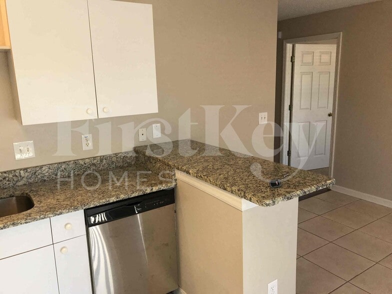 Building Photo - 22617 St Thomas Cir