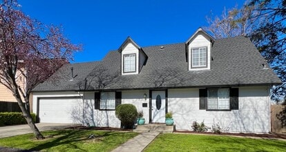 Building Photo - Four Bedroom 2 Bath home available for rent