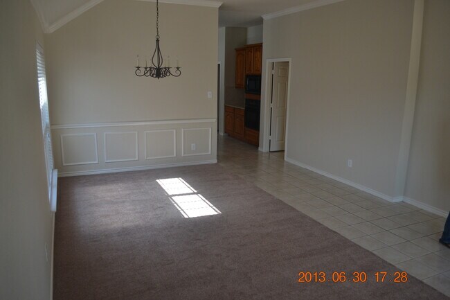 Building Photo - 8404 Blacktail Trail
