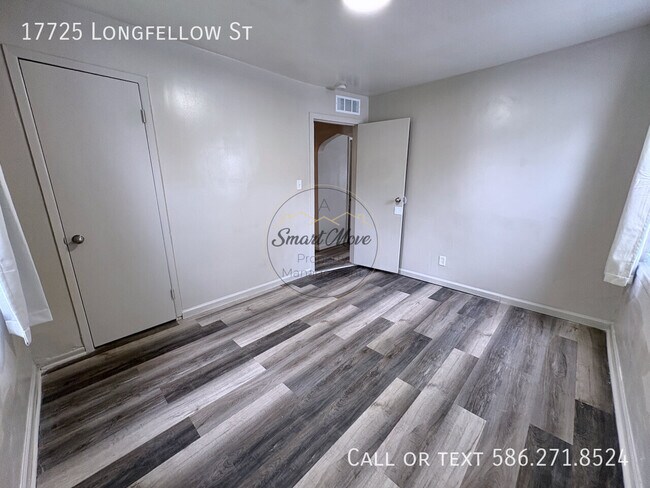 Building Photo - 17725 Longfellow St