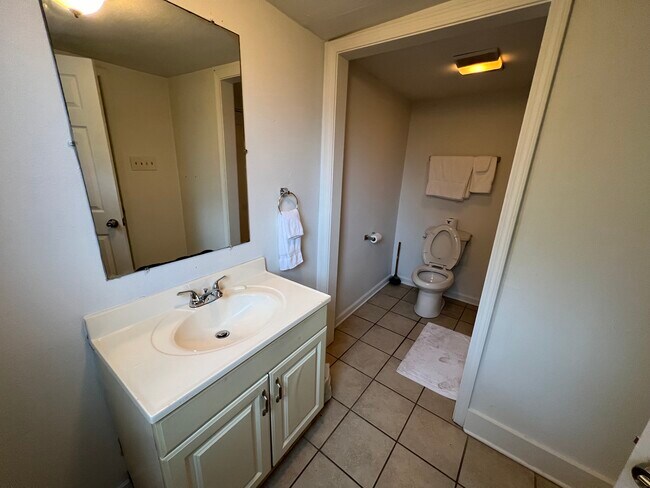 Building Photo - 7435 Garfield St