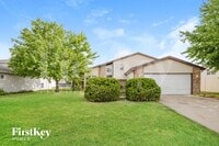 Building Photo - 2416 Waterford Dr