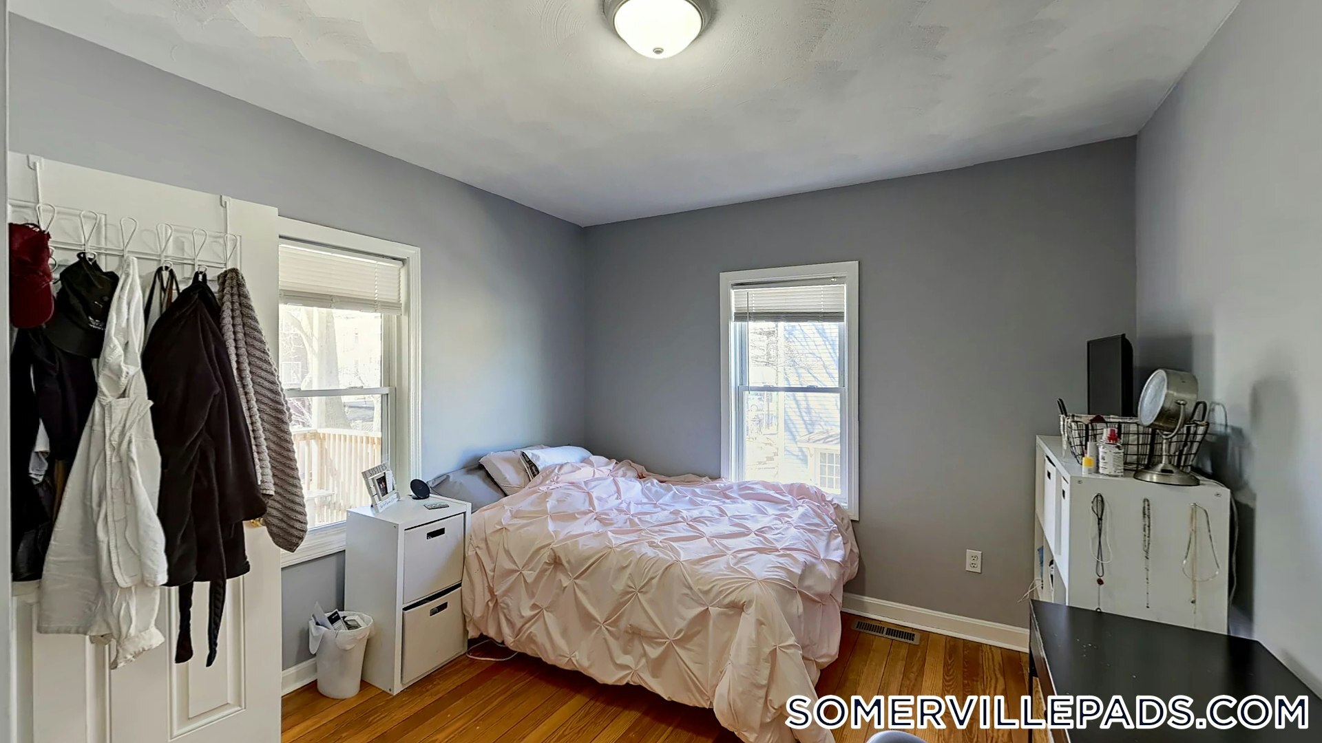 Building Photo - 50 Derby St