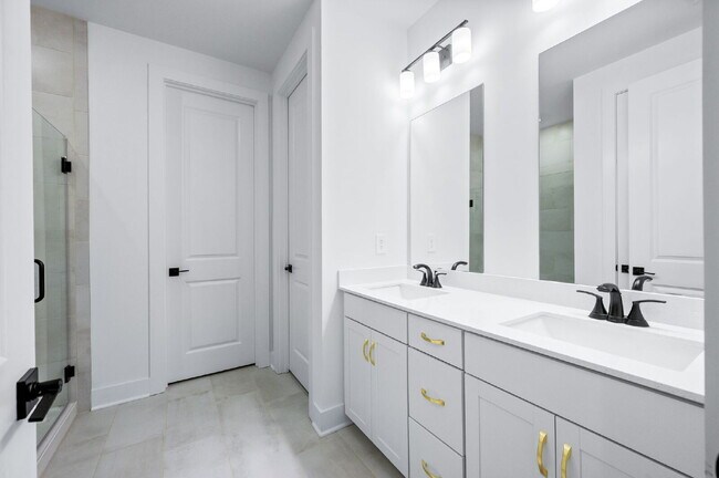 Building Photo - "Prime Location Opportunity: Secure Your Future on Poplar Farms Drive, Franklin, TN!"