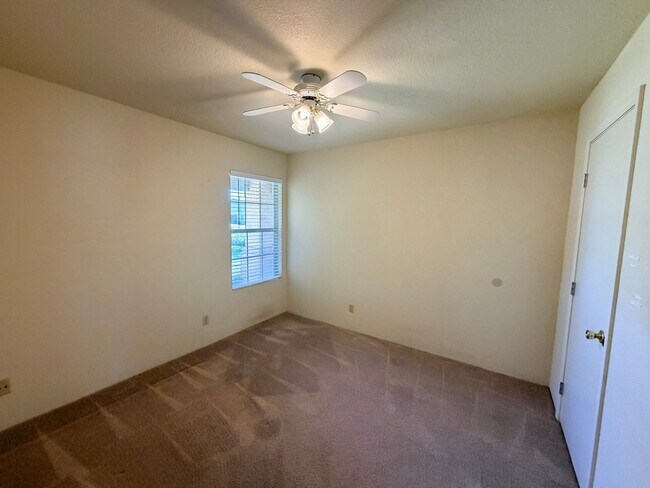 Building Photo - 1436 Pintail Cir