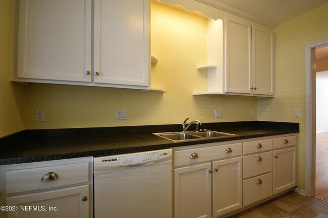 Building Photo - 1809 Willow Branch Terrace