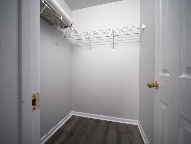 Building Photo - 1030 Boxelder Ln