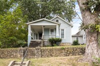 Building Photo - 1410 6th Ave