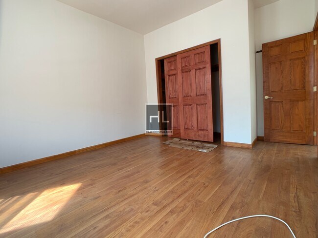 Building Photo - 74 STREET