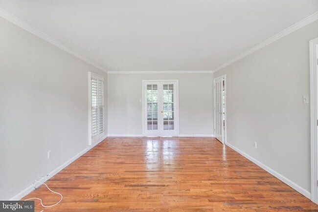 Building Photo - 13920 Wagon Way