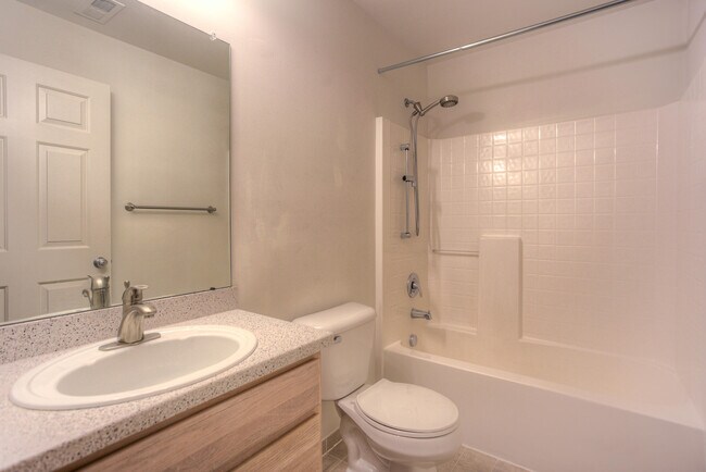 Building Photo - 28471 Carlton Way Dr