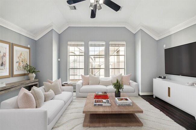 Building Photo - 3432 Cline St