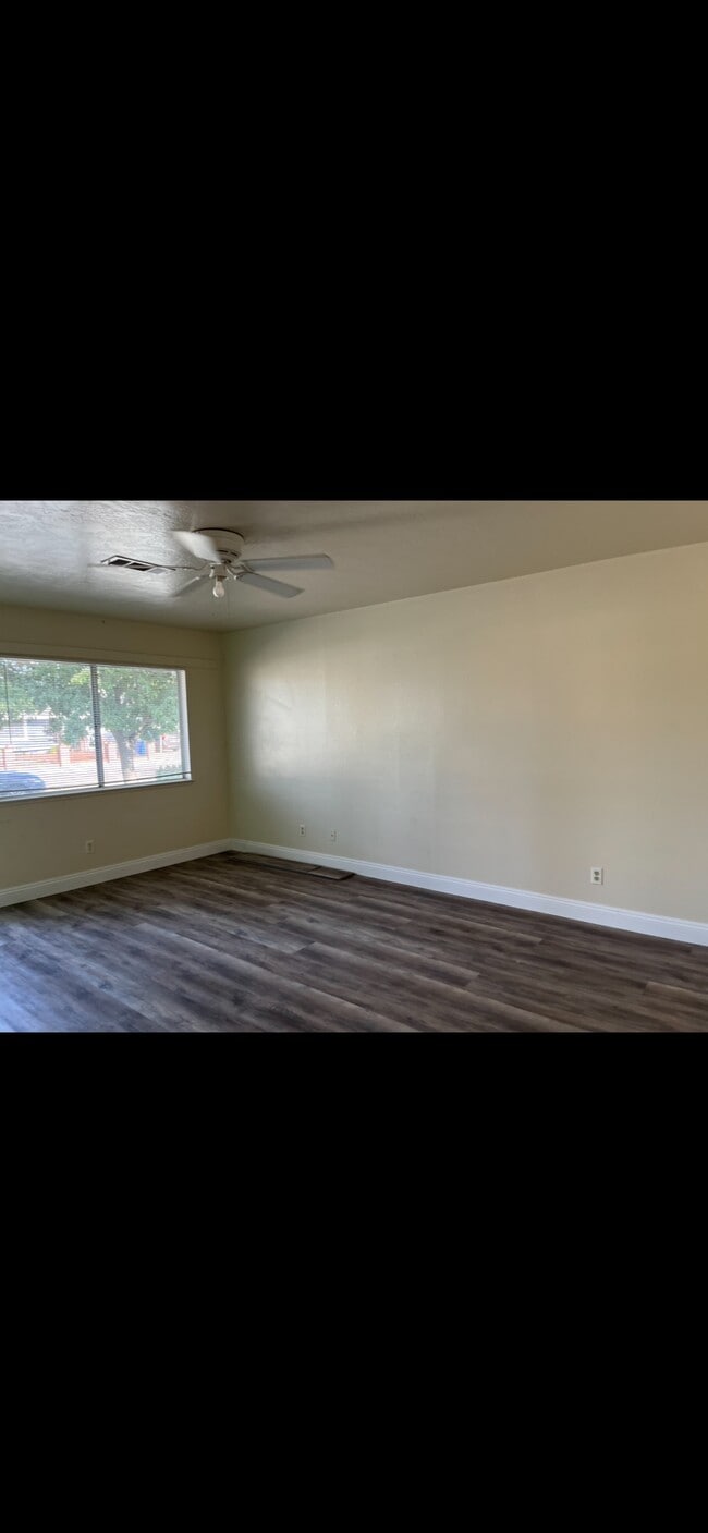 Building Photo - 11264 Dan Dr