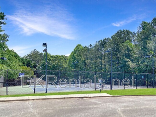 Building Photo - 1704 Riverlanding Cir