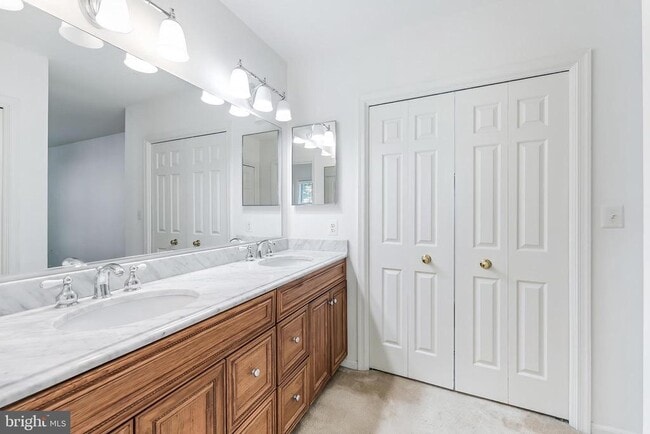 Building Photo - 1443 Hampton Hill Cir