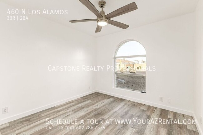 Building Photo - 460 N Los Alamos