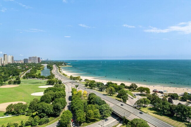 Building Photo - 1550 N Lake Shore Dr