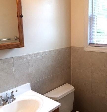 Building Photo - 51 Schneider Ave