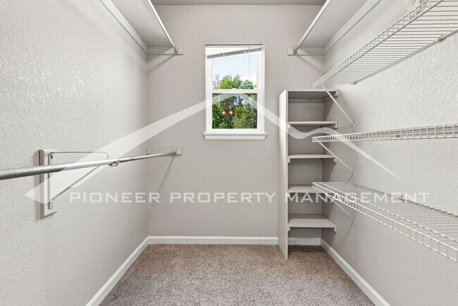 Building Photo - 7978 E Vassar Dr