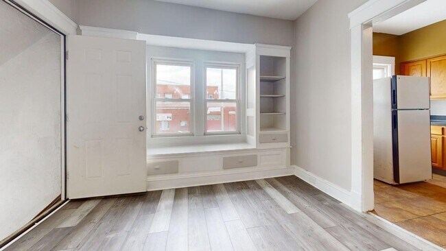 Building Photo - 3360 W 84th St