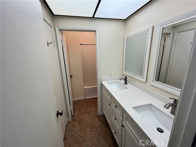 Building Photo - 22861 Hilton Head Dr