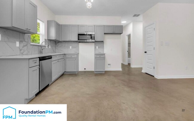 Building Photo - 1374 Dow Pl