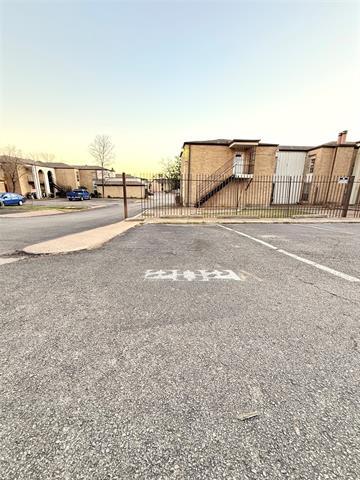 Building Photo - 6032 Westridge Ln