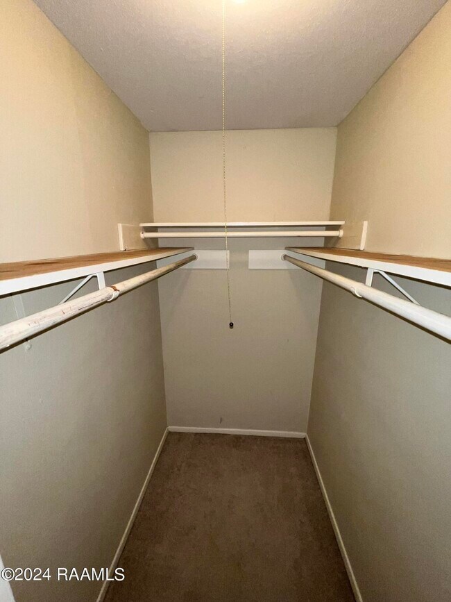 Building Photo - 3121 Johnston St