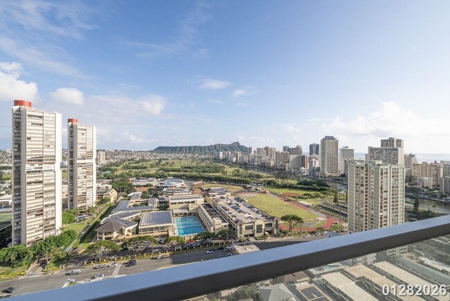 Building Photo - $2750.00 1bd/1ba/1pkg Condominium in Ala Wai SkyRise