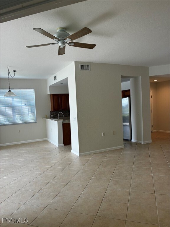 Building Photo - 16570 Crownsbury Way
