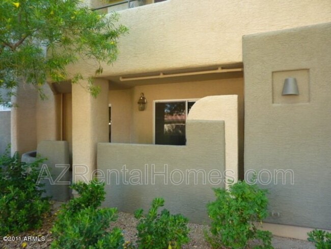 Building Photo - 3845 E Greenway Rd