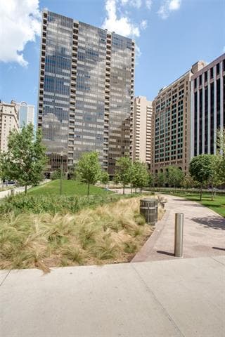 Building Photo - 1200 Main St