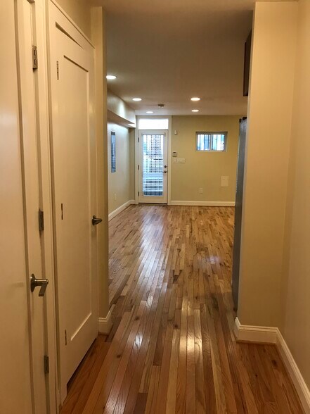 Building Photo - 3547 10th St NW