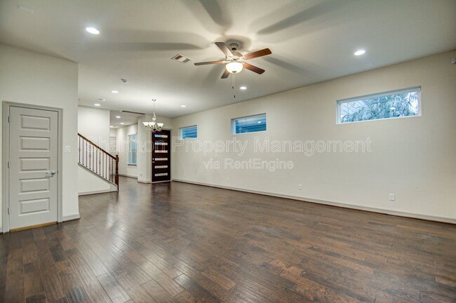 Building Photo - 5941 Kansas St
