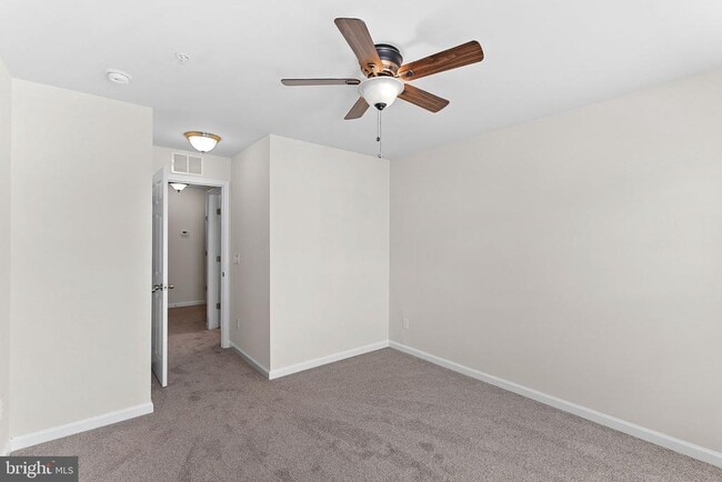 Building Photo - 25222 Briargate Terrace