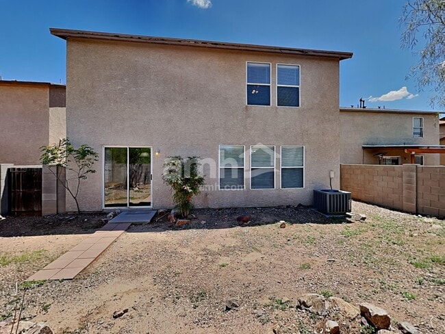 Building Photo - 6179 E Bramble St