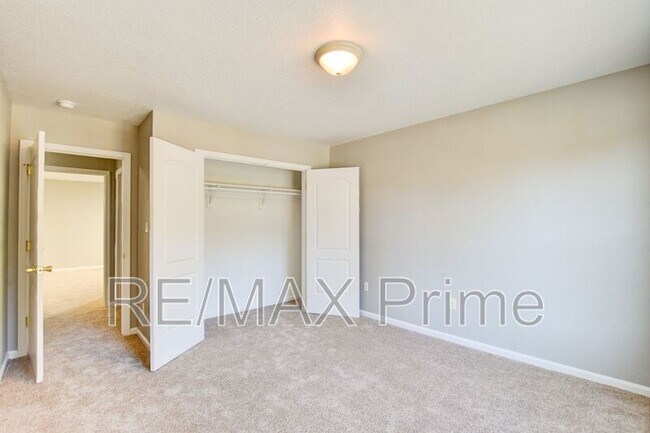 Building Photo - 2513 Masi St