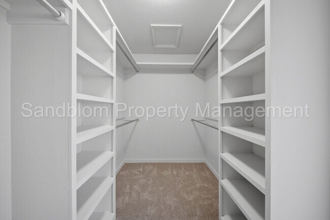 Building Photo - For Lease | Jenks | Available Now!