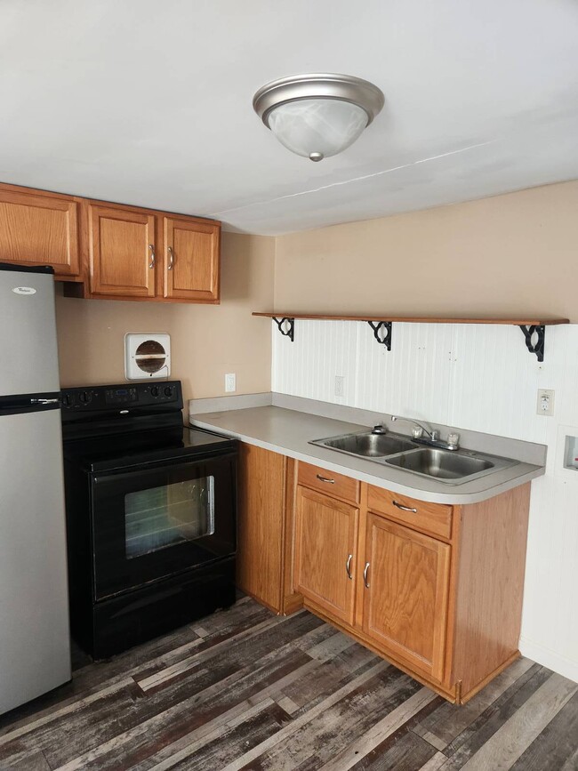 Building Photo - 751 Three Bridges Estates Cir