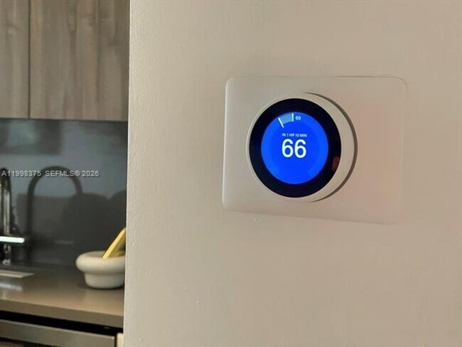 Building Photo - 3470 E Coast Ave