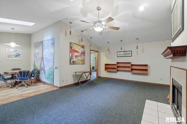 Building Photo - 2605 Montega Dr