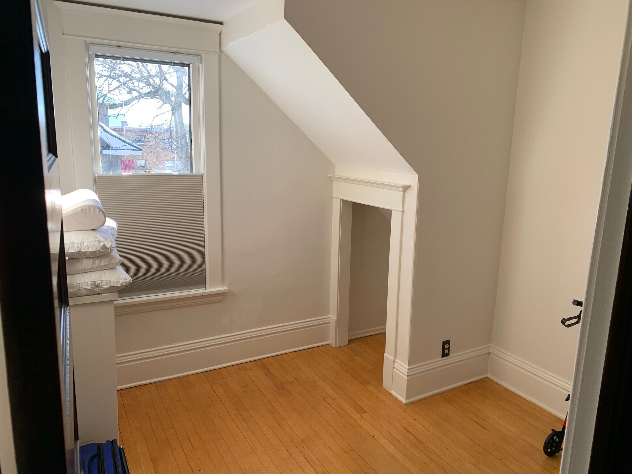 Bedroom - 2545 Pillsbury Ave S