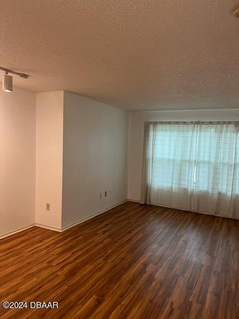 Building Photo - 1401 S Palmetto Ave