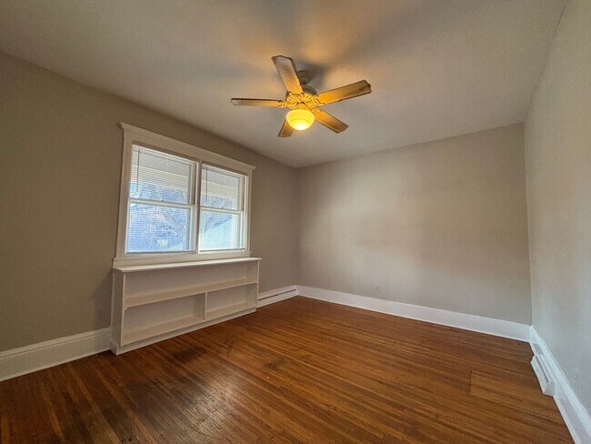 Building Photo - 189 Meigs St