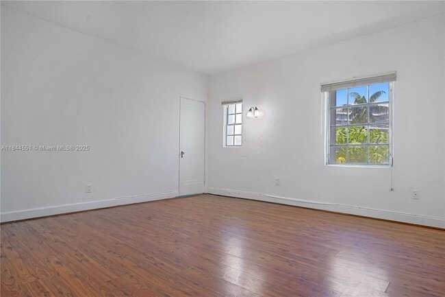 Building Photo - 4607 Meridian Ave